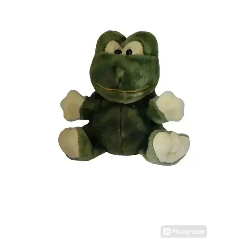 Vtg 1999 Snuggie Toy Frog Puppet Green Plush 9 inch Stuffed Animal Soft Play
